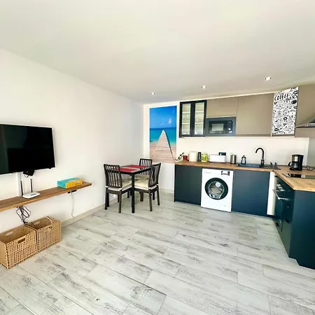 Luxury Paradiese - Sea Views Puerto del Carmen (Lanzarote)